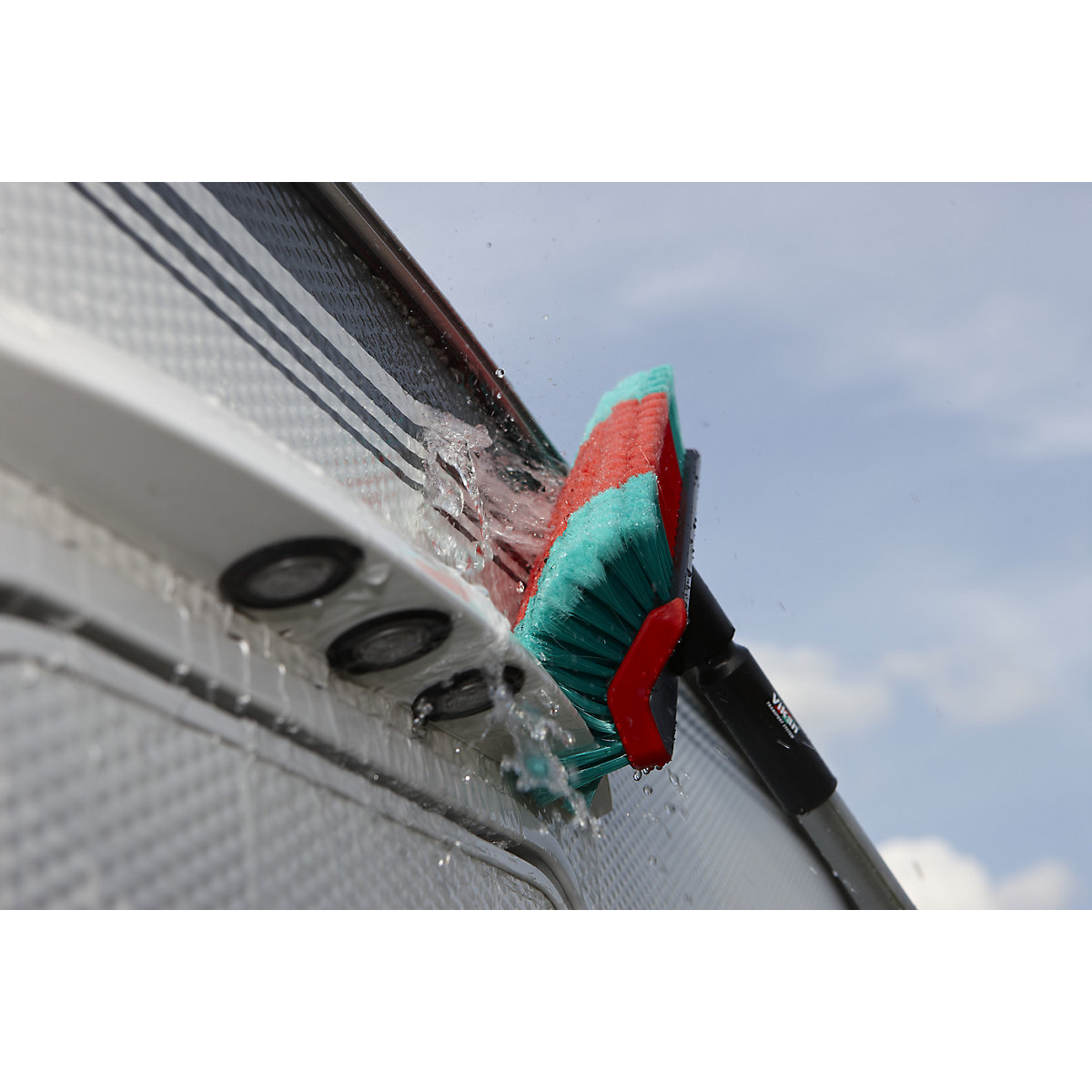 Cepillo de lavado de coches High/Low – Vikan (Imagen del producto 5)-4