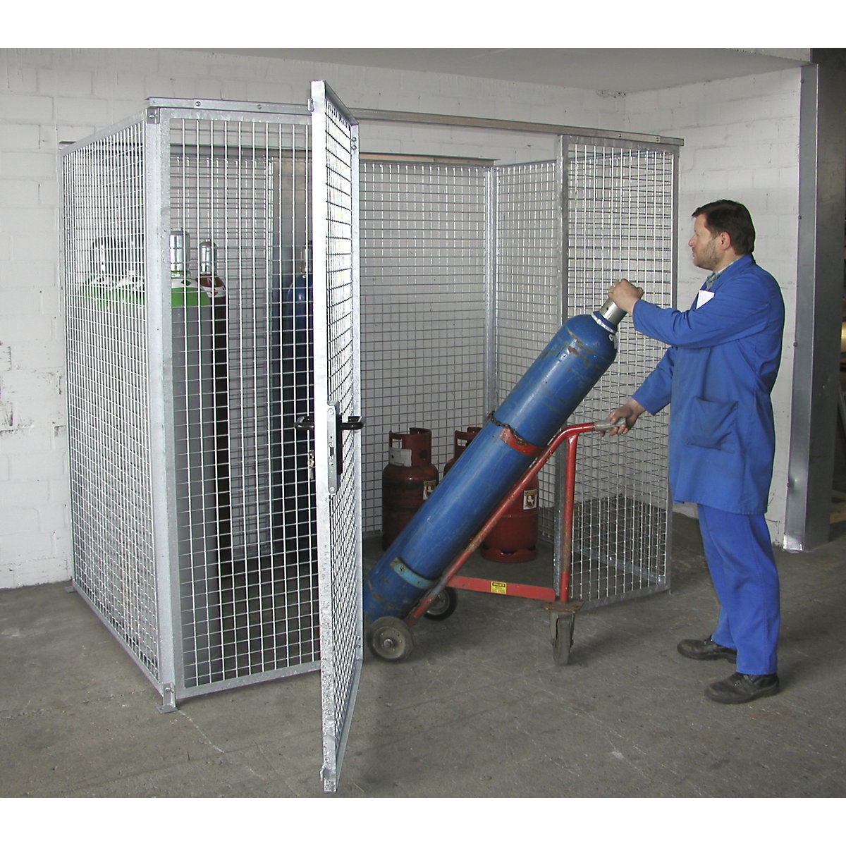 Container din grilaj pentru butelii de gaz – eurokraft pro (Imagine produs 3)-2