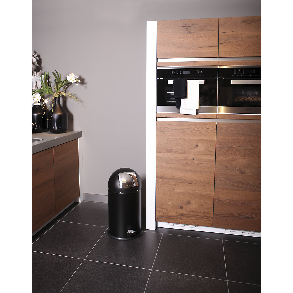 Coș de gunoi cu capac rabatabil și pedală – EKO (Imagine produs 4)-3