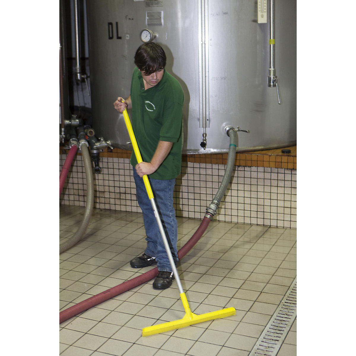 Coadă de aluminiu, ergonomică – Vikan (Imagine produs 8)-7