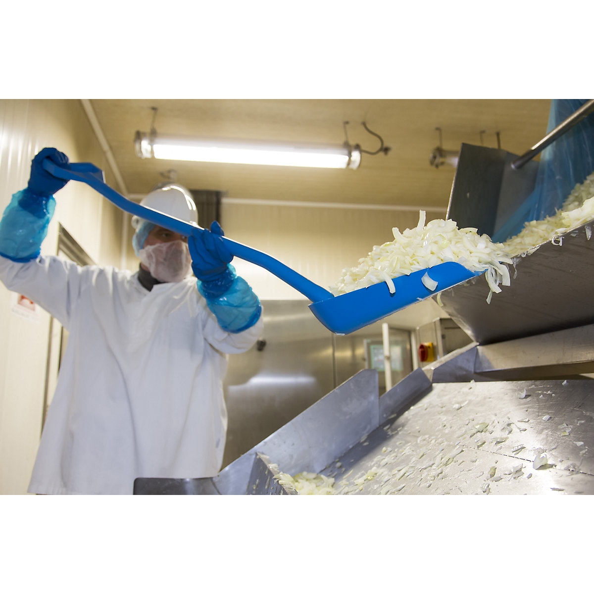 Lopată, ergonomică și adecvată pentru contactul cu alimente – Vikan (Imagine produs 4)-3