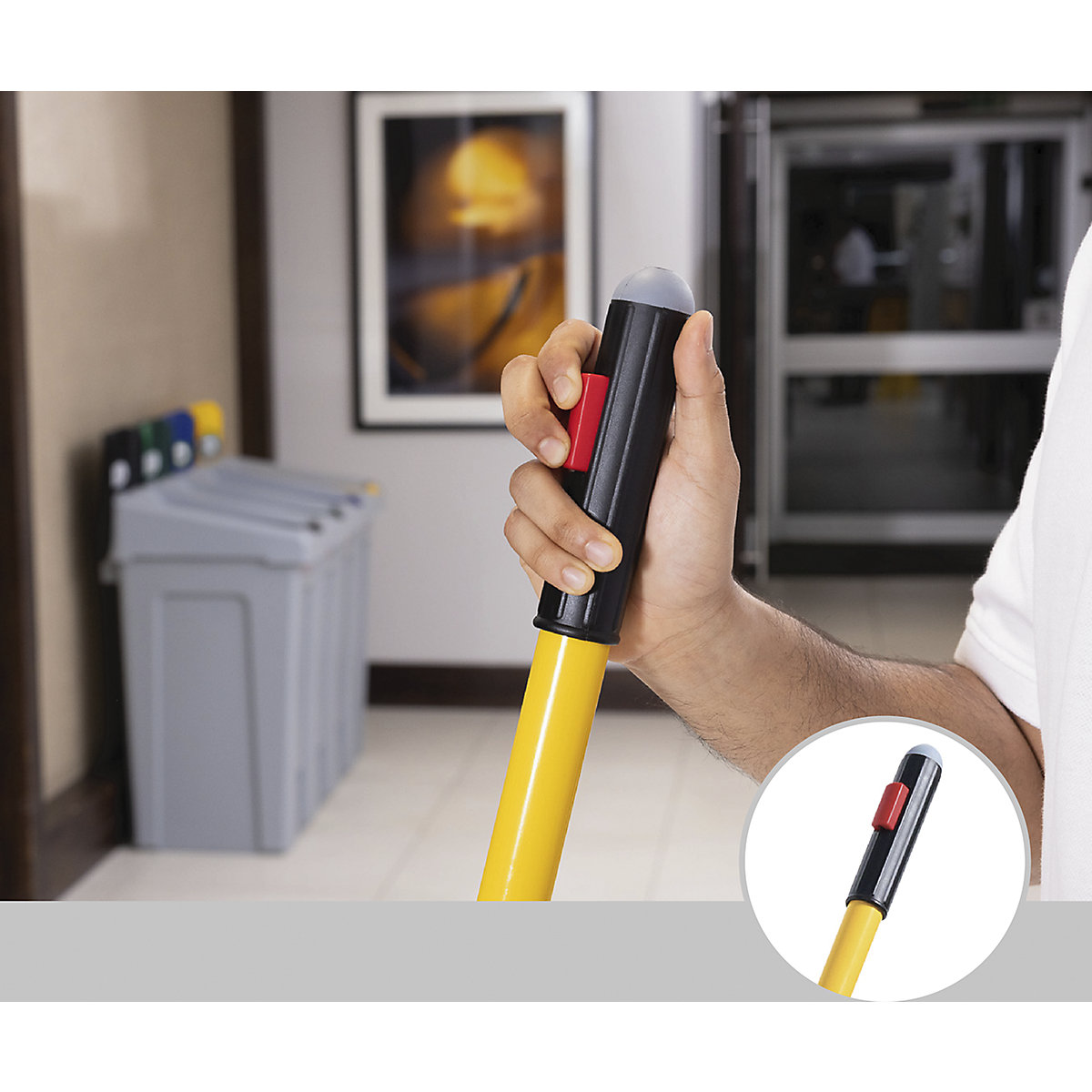 Conjunto para limpeza do chão com esfregona de pulverização PULSE™ – Rubbermaid (Imagem do produto 12)-11