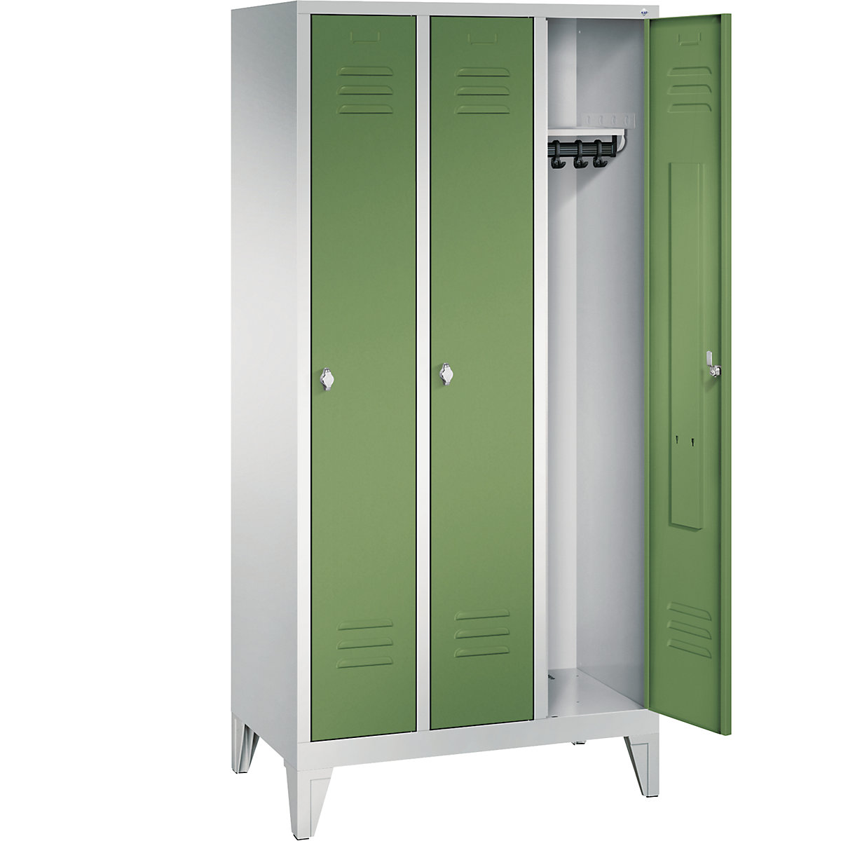 C+P – Armario guardarropa CLASSIC con patas (Imagen del producto 25)