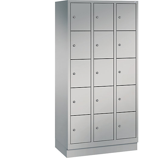 CP – Armario de compartimentos CLASSIC con zócalo: 3 módulos, cada uno