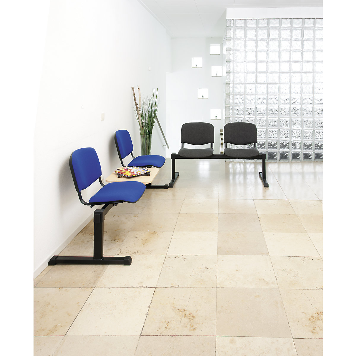Sièges sur poutre, avec table, 2 tables, 2 sièges, habillage bleu-1