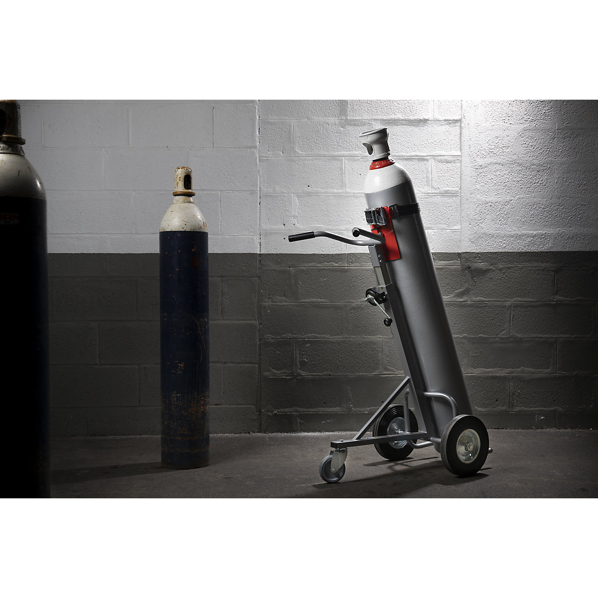 Carrello per bombole di gas con cinghia di fissaggio (Foto prodotto 5)-4