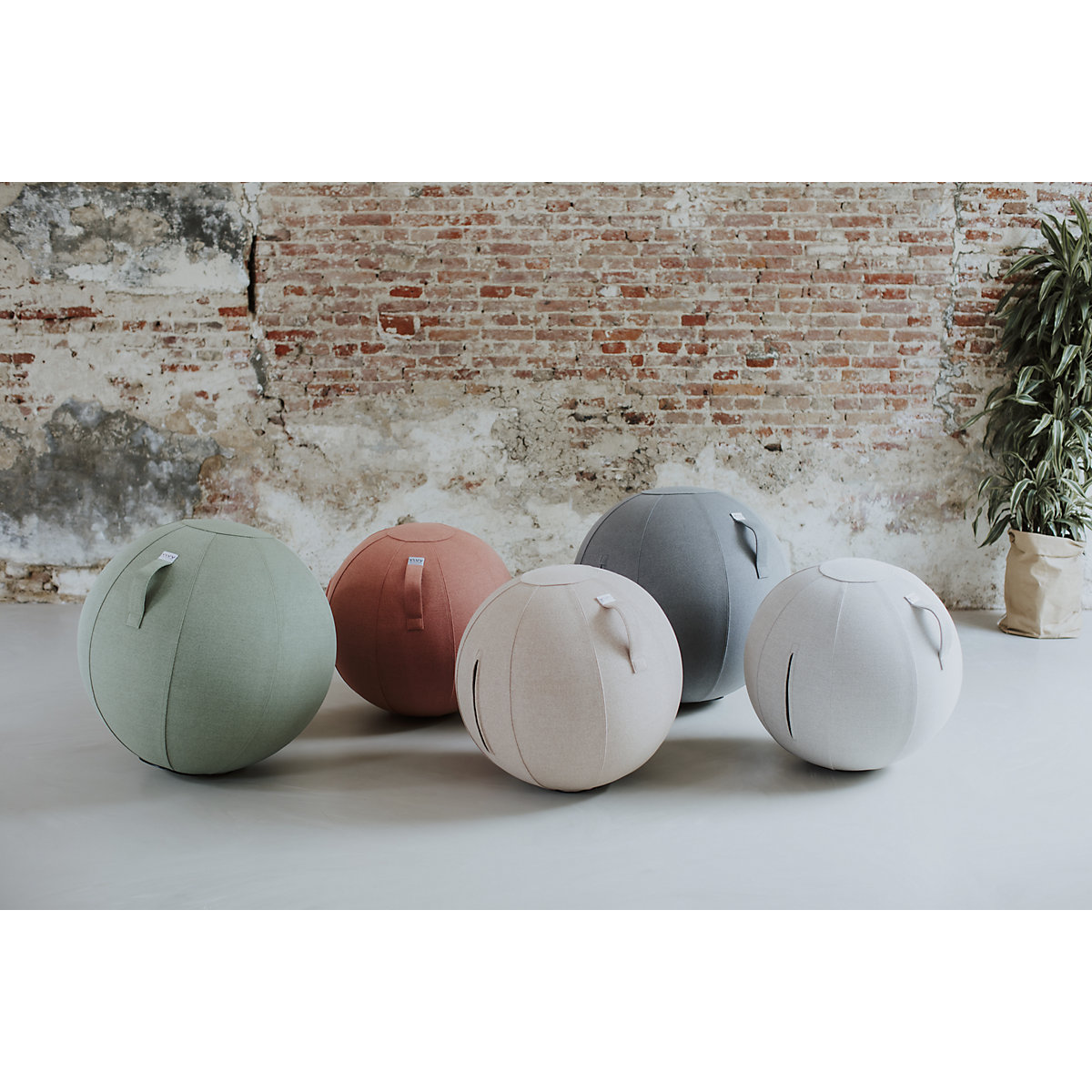 SOVA Swiss ball – VLUV (Product illustration 3)-2