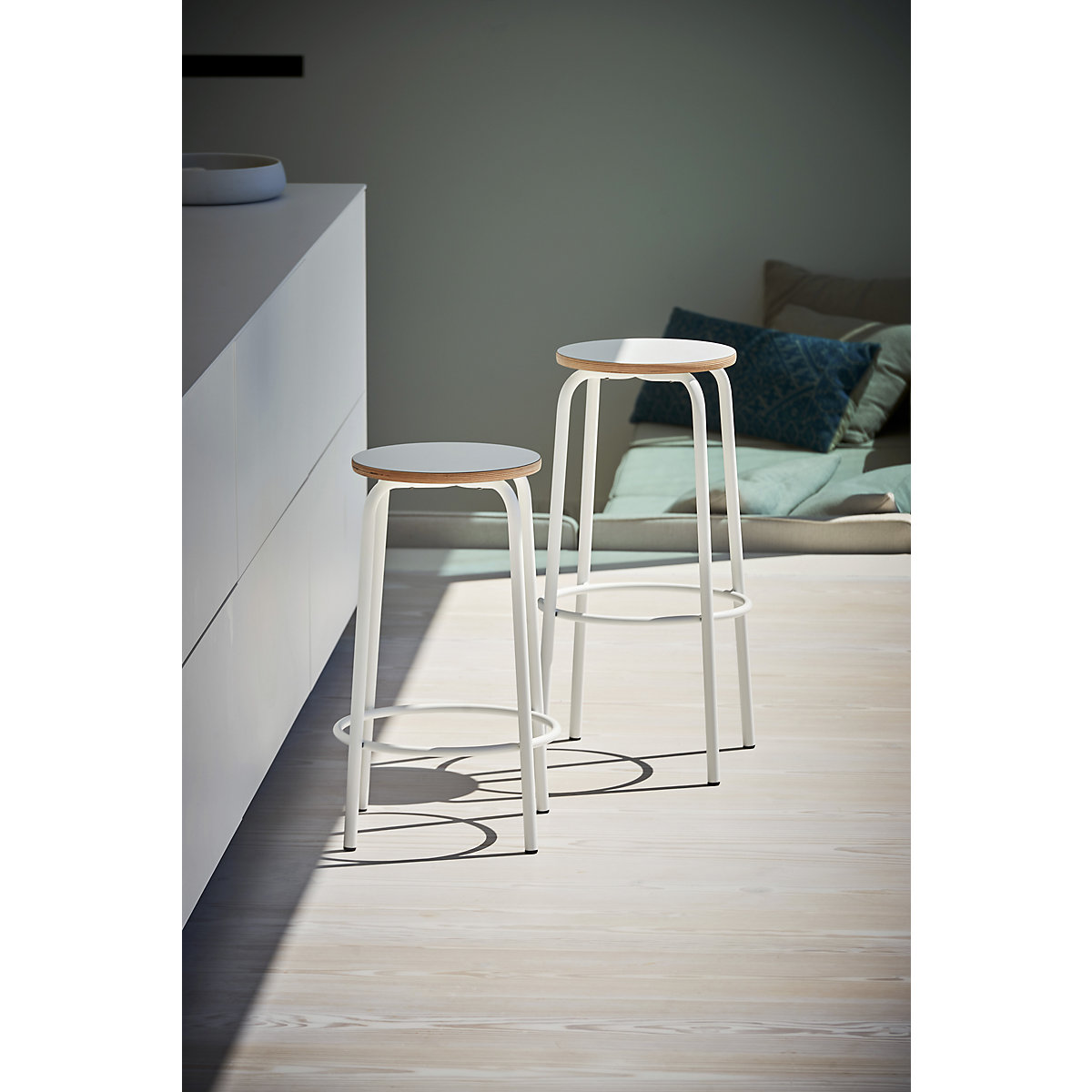 PARIS bar stool (Product illustration 2)-1
