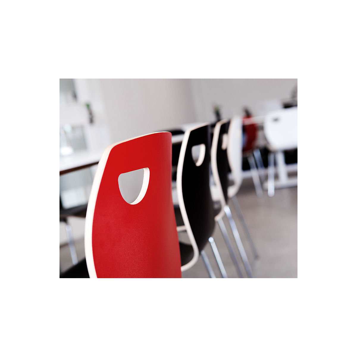 Laura stacking chair (Product illustration 4)-3