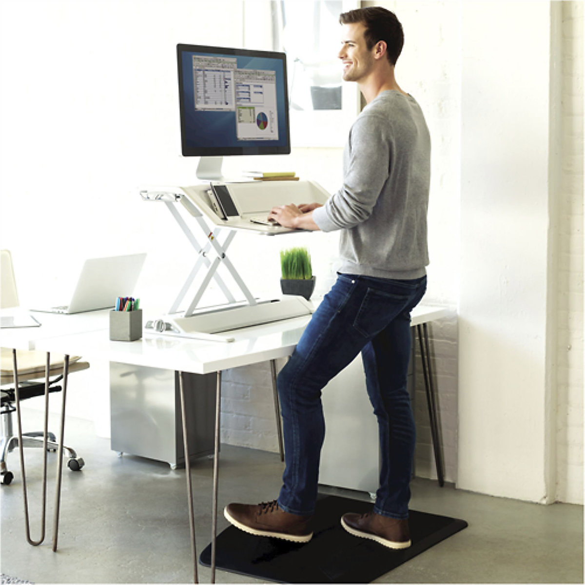 Fellowes Activefusion Sit-Stand Floor Mat