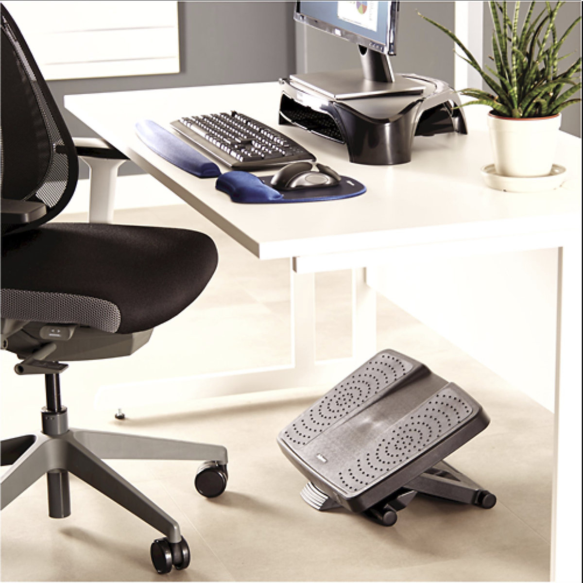 Fellowes Professional Series Ultimate Foot Support