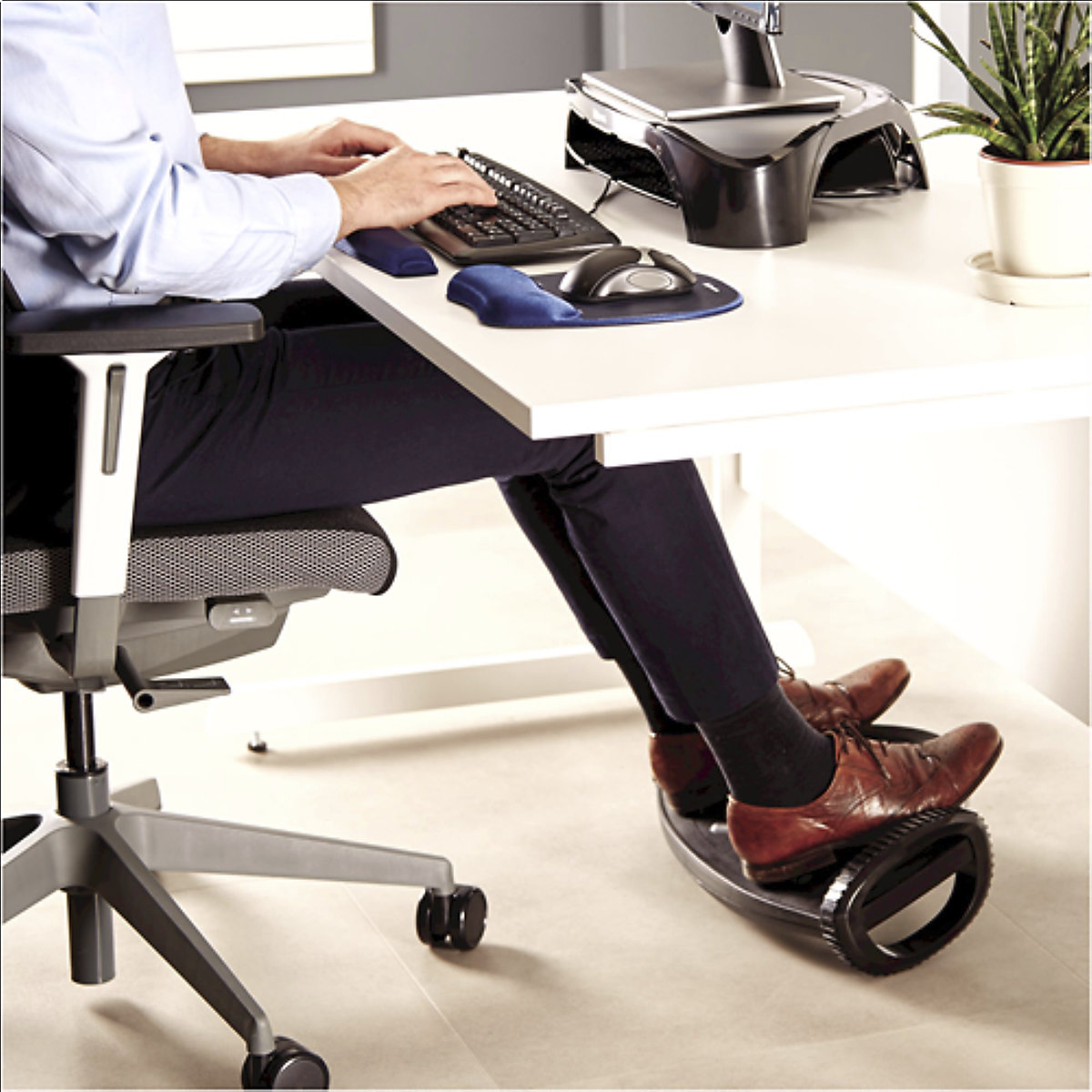 Fellowes Smart Suites Foot Rocker