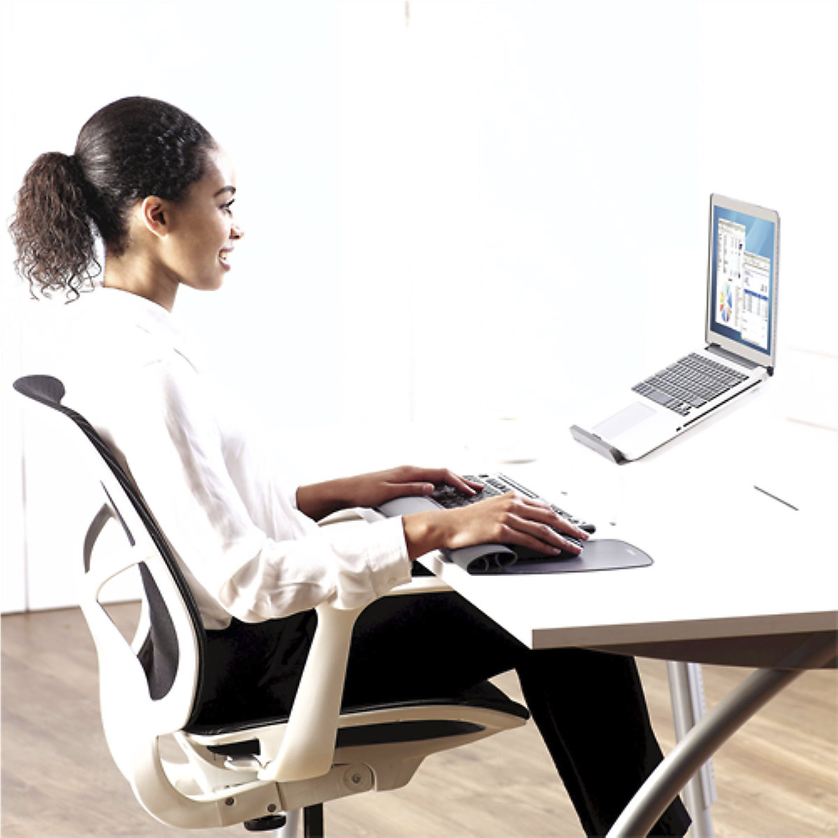 Fellowes I-Spire Series Quick Lift Laptop Stand (Product illustration 11)-10