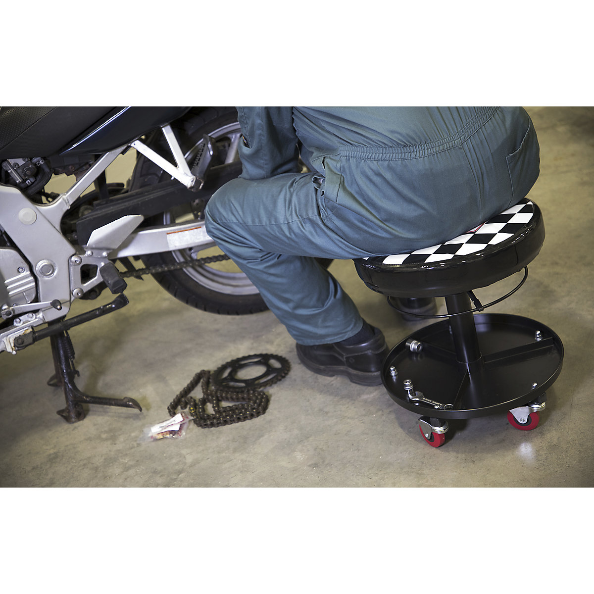 Sealey Pneumatic Mechanics Seat | Height Adjustable (Product illustration 4)-3