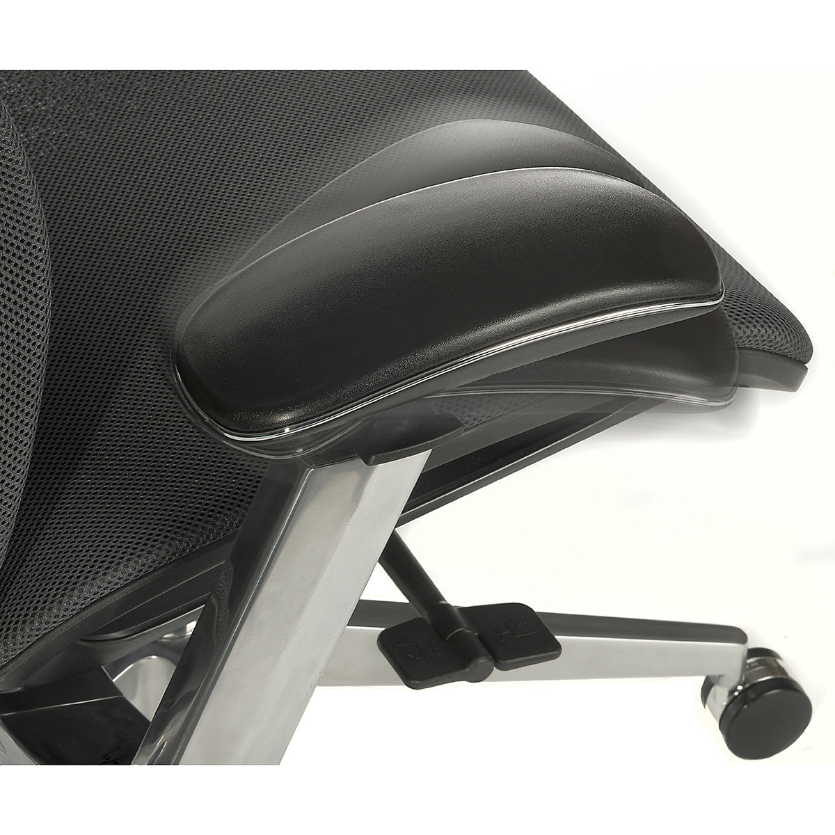 Quantum Luxury Mesh Back Executive Office Chair (Product illustration 13)-12