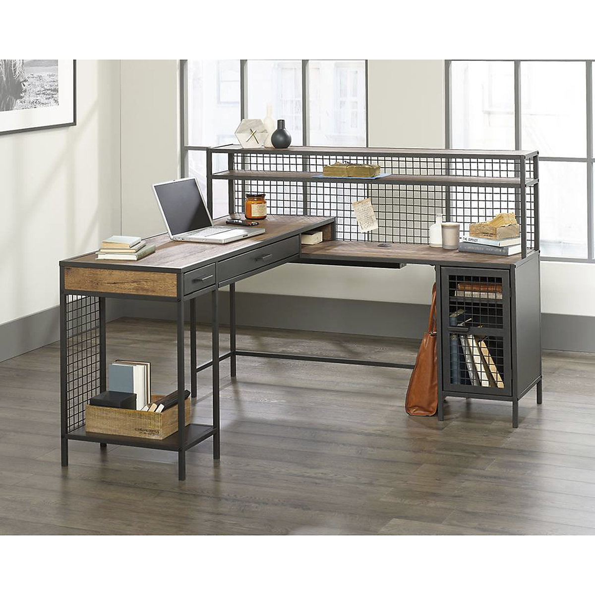 Boulevard Cafe Desk