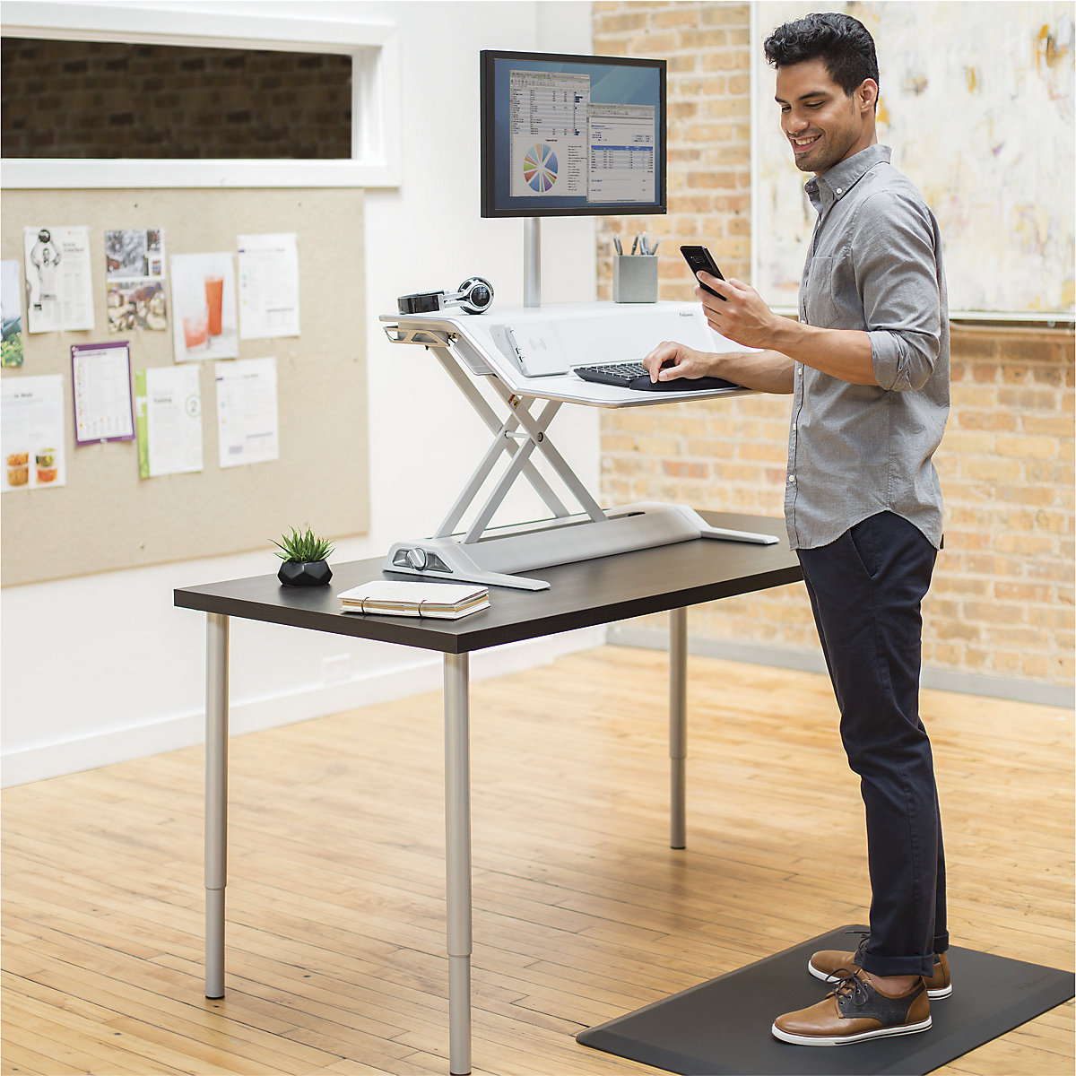 Lotus™ DX sitting/standing workstation – Fellowes (Product illustration 18)-17