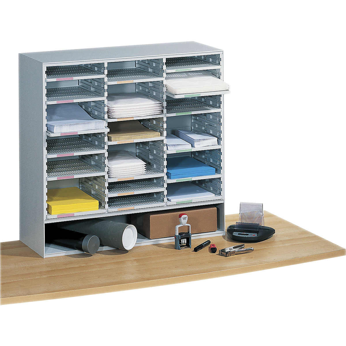 Mail sorting station, with large compartment, 18 compartments-1
