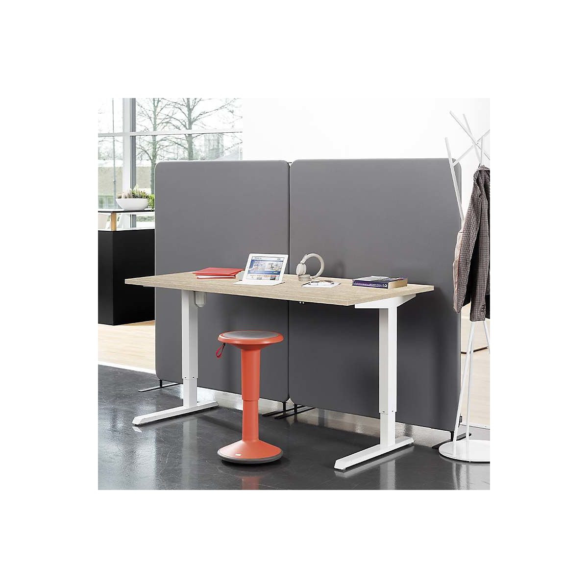 Venla desk, electrically height adjustable – eurokraft basic (Product illustration 3)-2