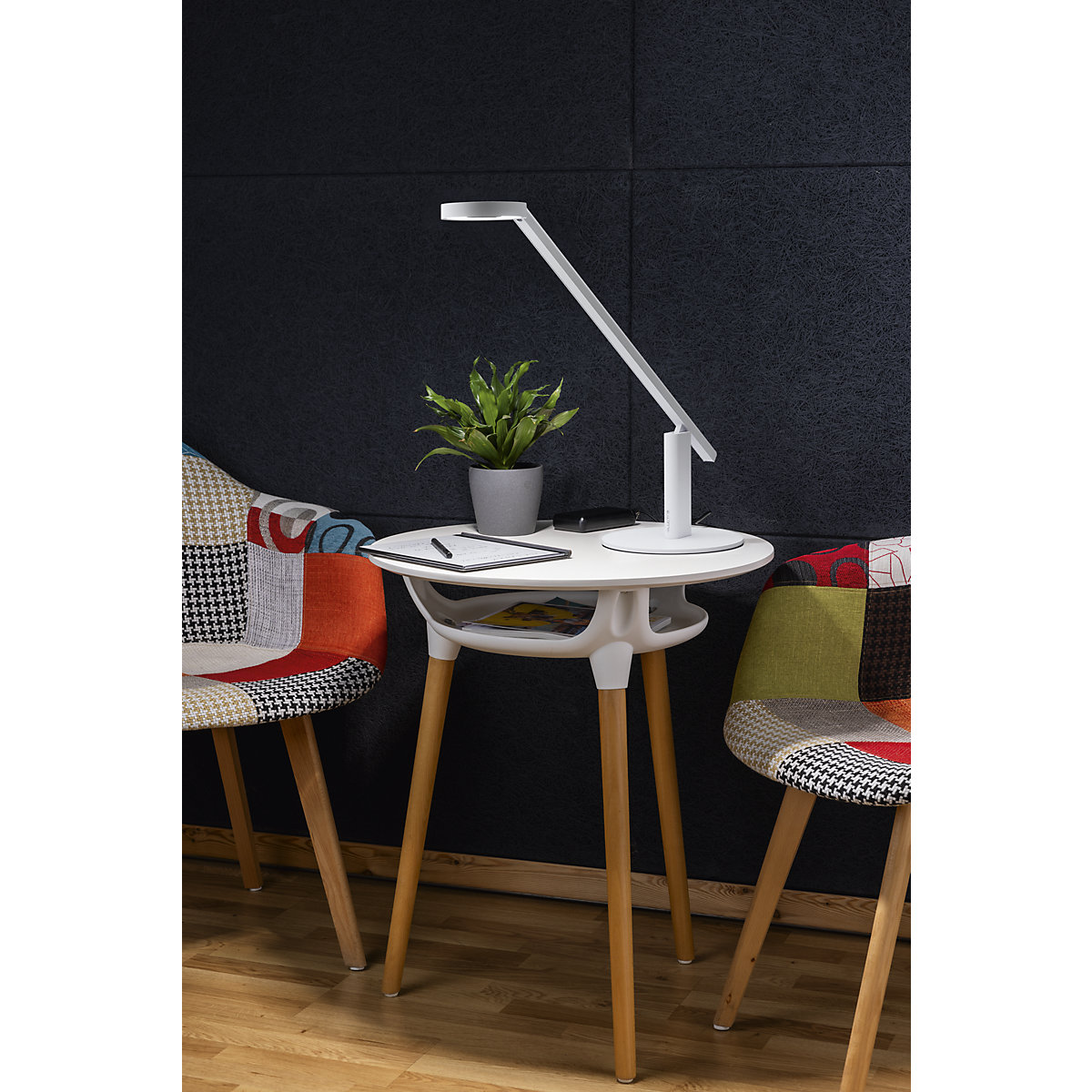 Lámpara LED de sobremesa LUCTRA® Table Lite – DURABLE (Imagen del producto 5)-4