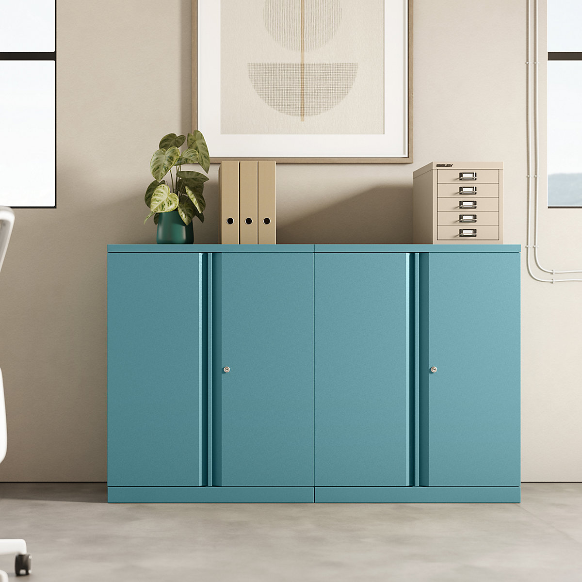 Armario de puertas batientes ESSENTIALS – BISLEY (Imagen del producto 2)-1