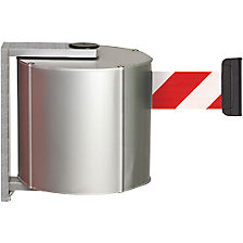 traka u crvenoj / bijeloj boji