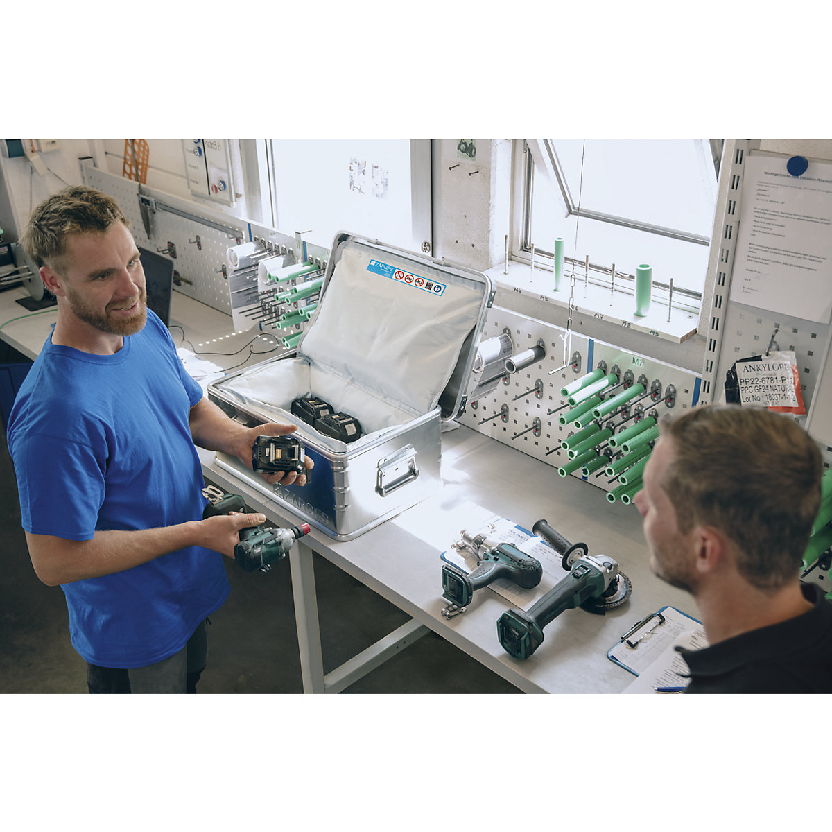 Sigurnosni spremnik AKKU STORAGE BOX – ZARGES (Prikaz proizvoda 6)-5