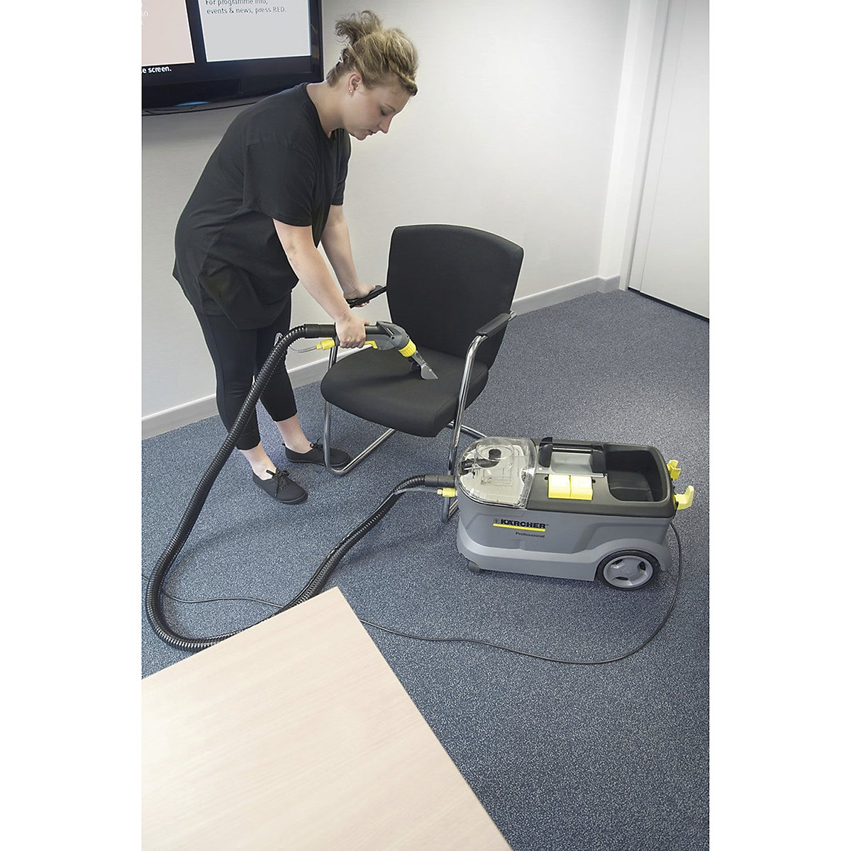 Karcher Carpet & Upholstery Cleaner Puzzi 10/1 (Product illustration 7)-6