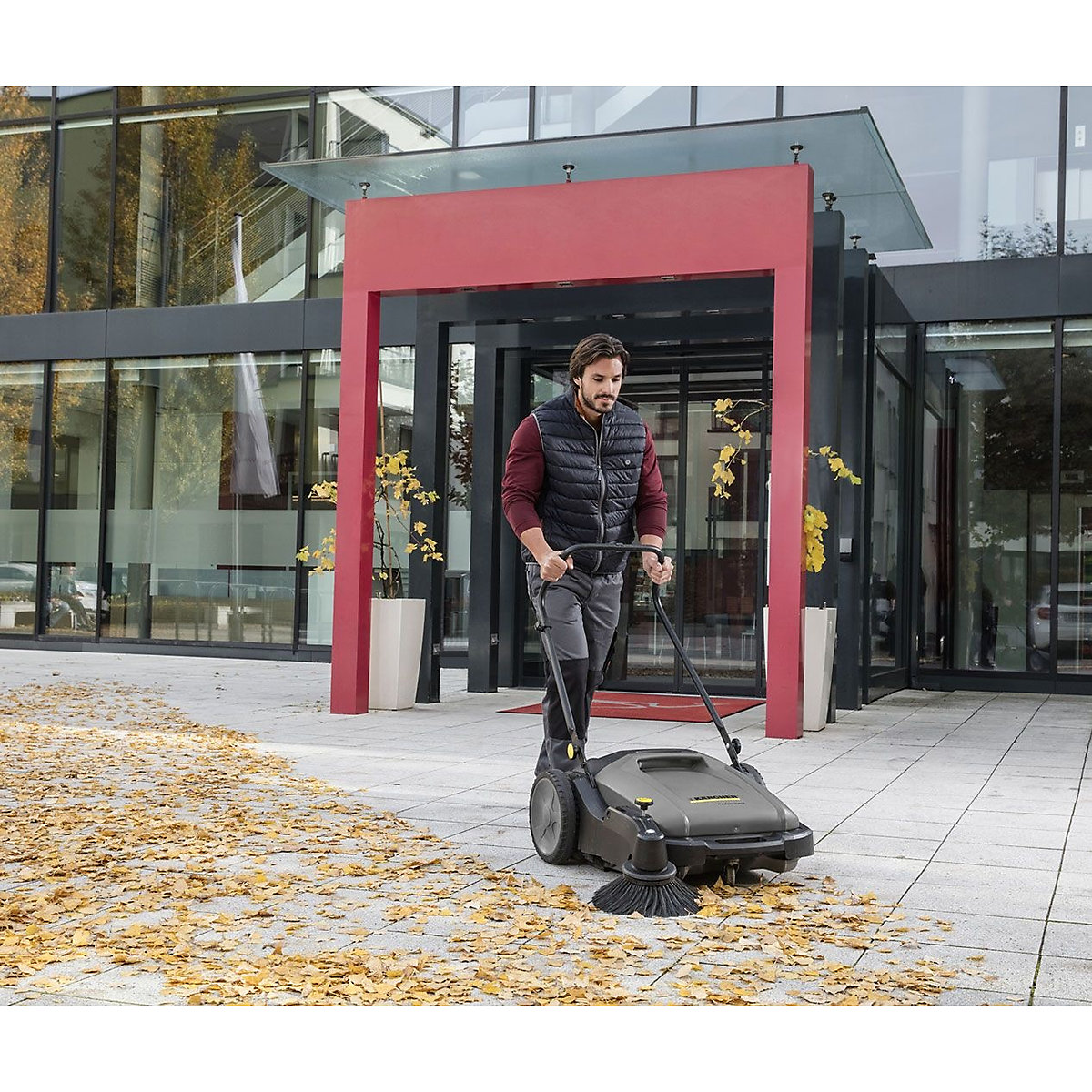 Karcher Push Sweeper KM 70/20 C (Product illustration 5)-4