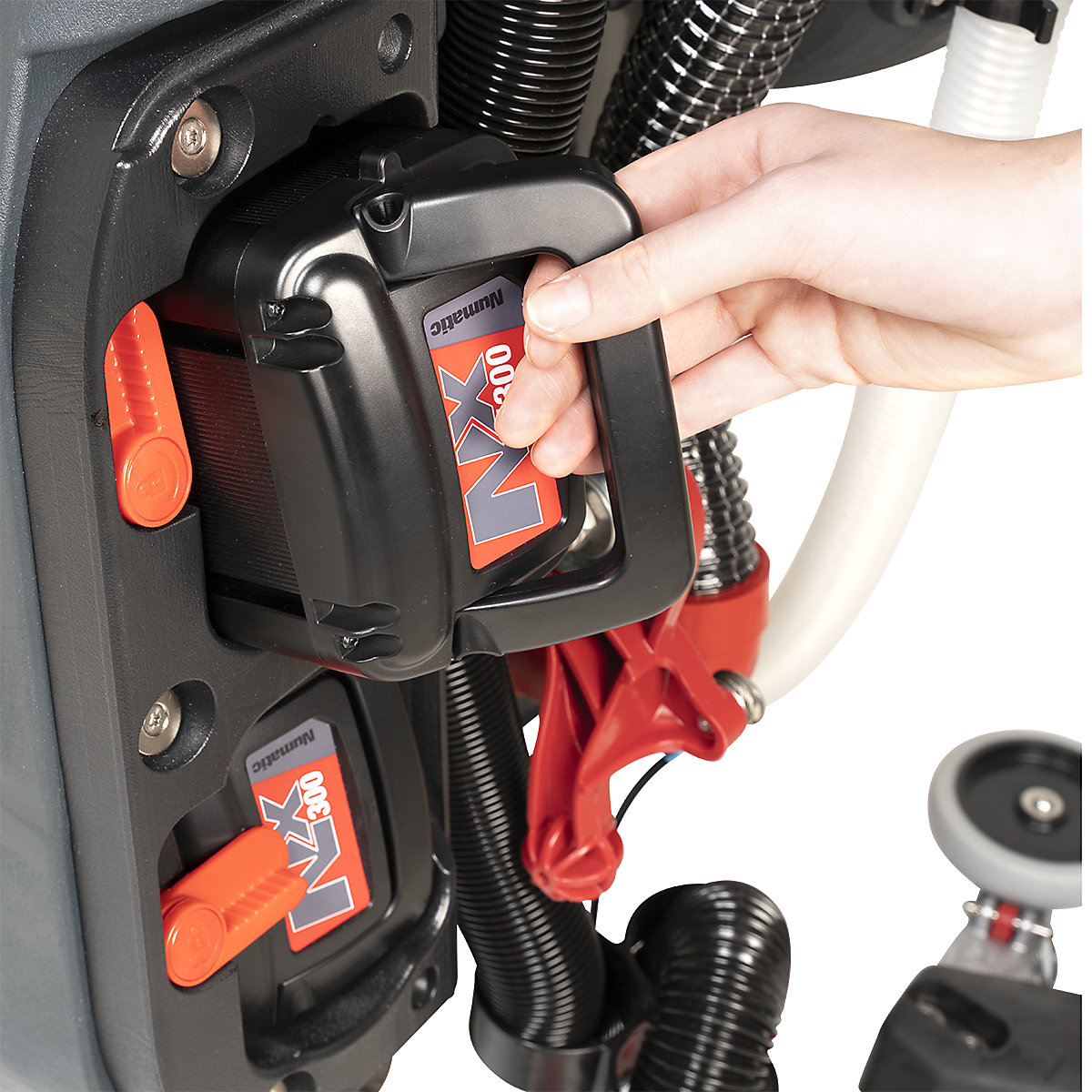 Numatic TTB3045NX Twintec Battery Powered Scubber Dryer | With 2 Batteries (Product illustration 9)-8