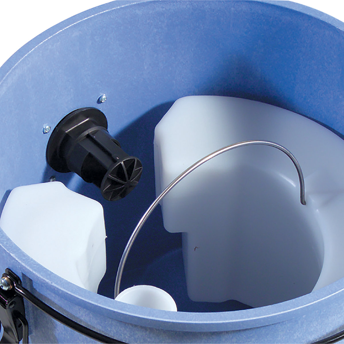 Numatic CTD570 Industrial 4 in 1 Extraction Vacuum Cleaner (Product illustration 5)-4