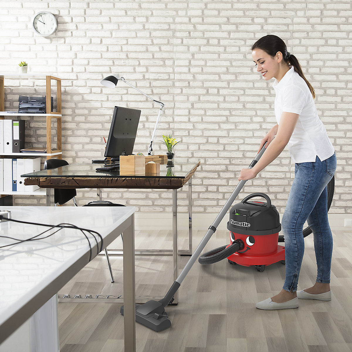 Numatic NBV240NX Cordless Vacuum | Commercial Henry Battery Vacuum Cleaner | 9L (Product illustration 7)-6
