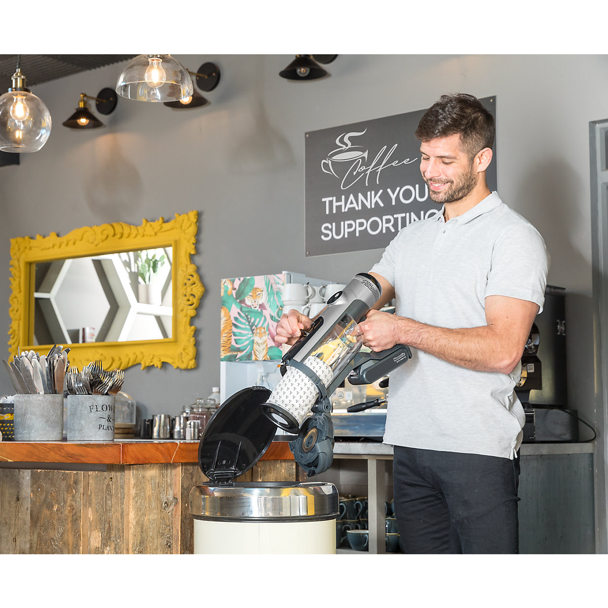 Numatic NQ100 Quick Professional Cordless Vacuum | 1L (Product illustration 14)-13