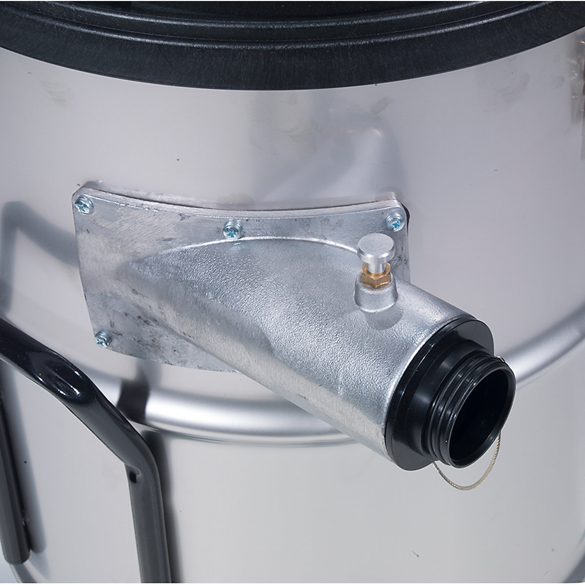 Numatic NTD2003 Cyclonic Vacuum Cleaner | 60L (Product illustration 7)-6