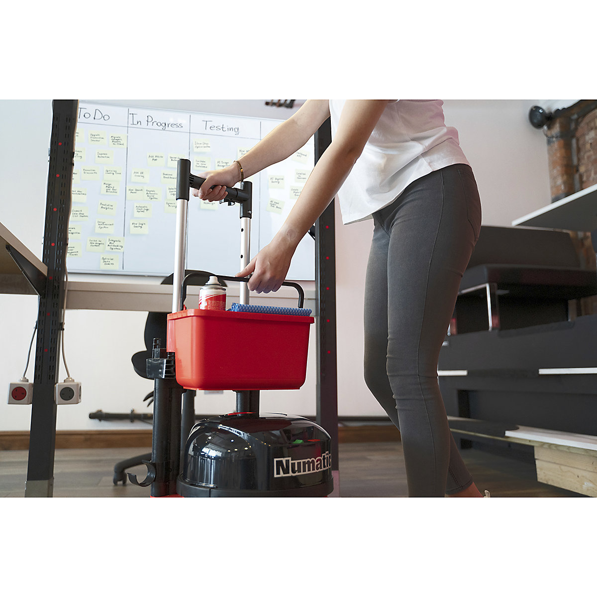 Numatic PBT230NX Pro Cordless Trolley Vacuum Cleaner | 9L (Product illustration 9)-8