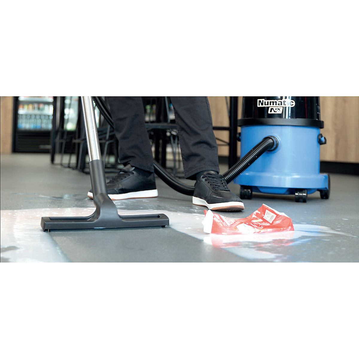 Numatic WBV370NX Pro Cordless Wet Vacuum (Product illustration 6)-5