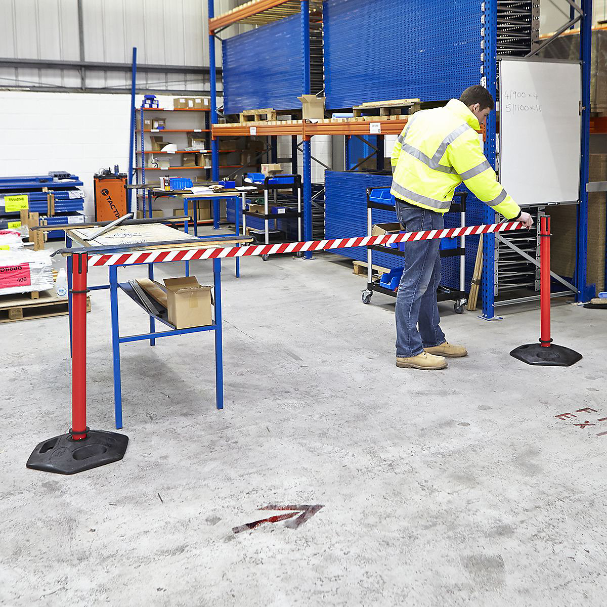 Heavy Duty Retractable Belt Barriers (Product illustration 7)-6