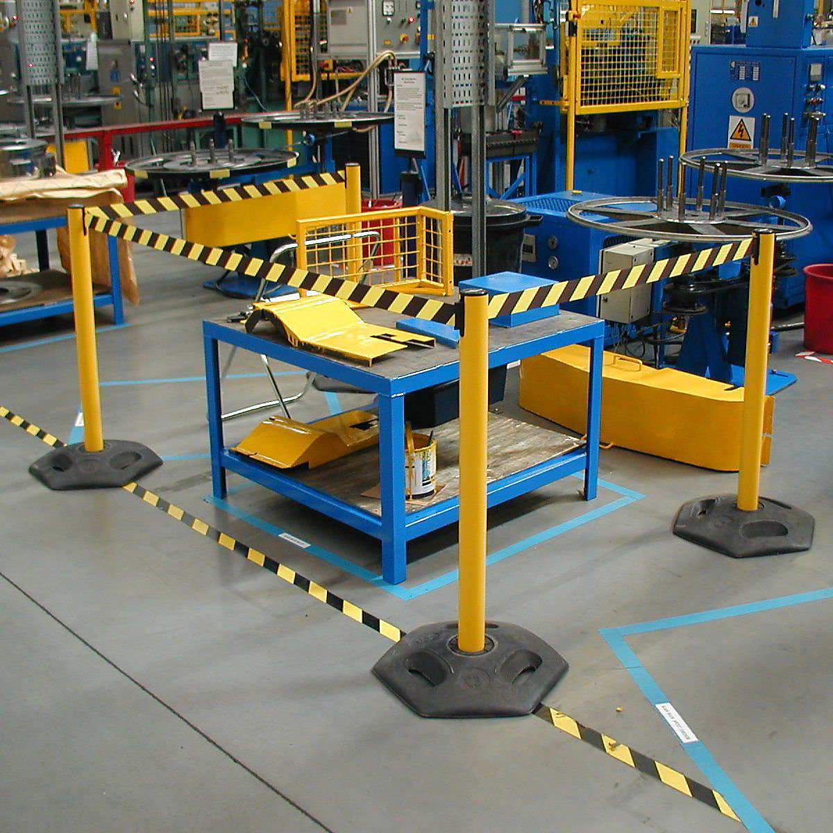 Heavy Duty Retractable Belt Barriers
