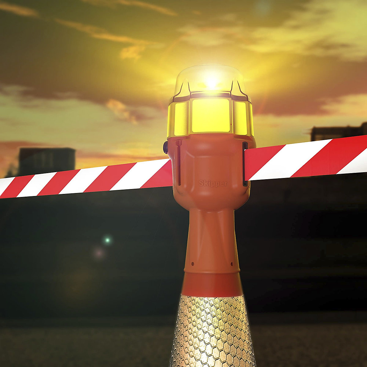 Skipper Safety Barriers | Rechargeable Safety Light