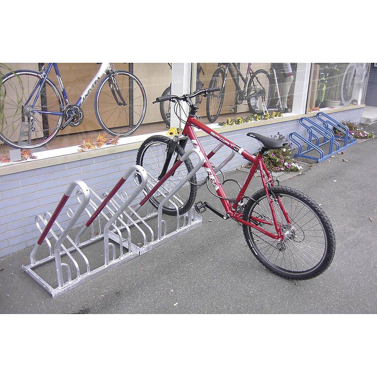City Hybrid Bicycle Racks (Product illustration 4)-3