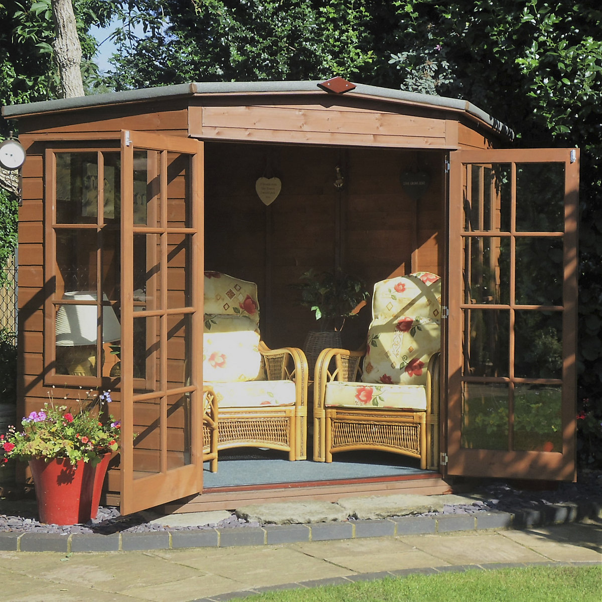 Shire Hampton Shiplap Summerhouses (Product illustration 3)-2