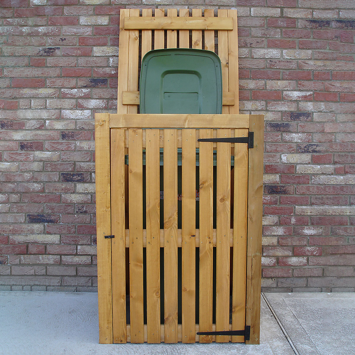Shire Wheelie Bin Storage (Product illustration 2)-1