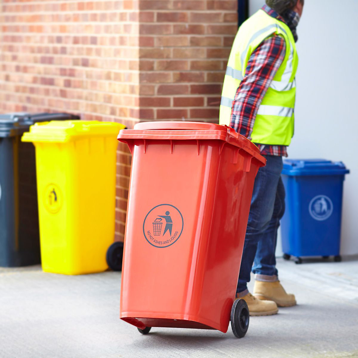 240 Litre Wheelie Bins (Product illustration 3)-2