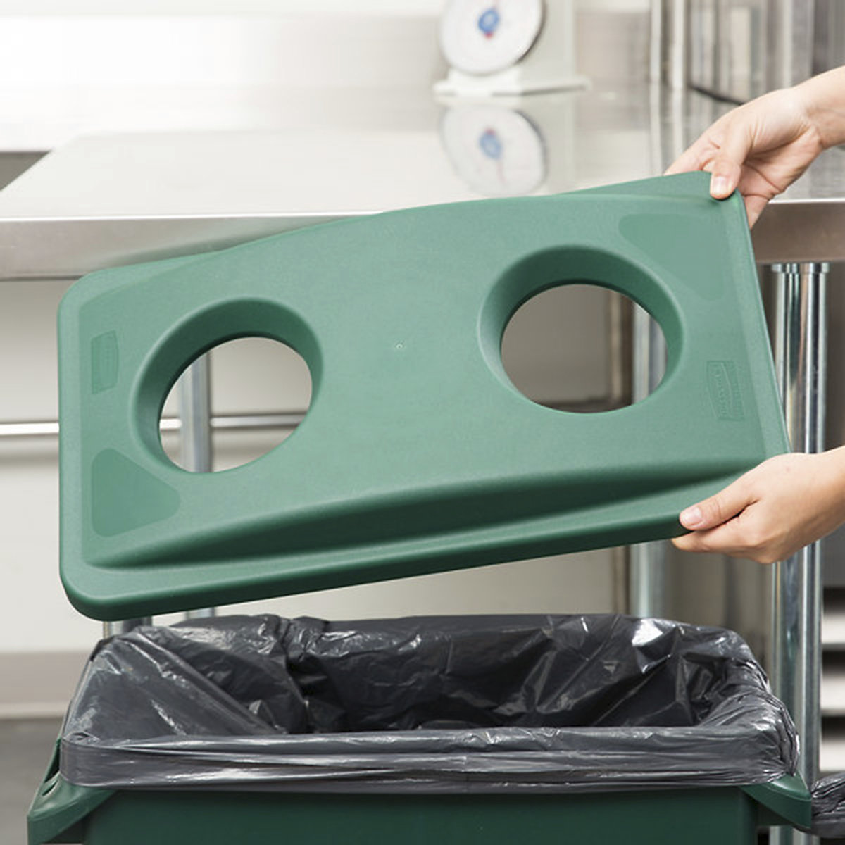 Rubbermaid Slim Jim Recycling & Waste Bins (Product illustration 14)-13