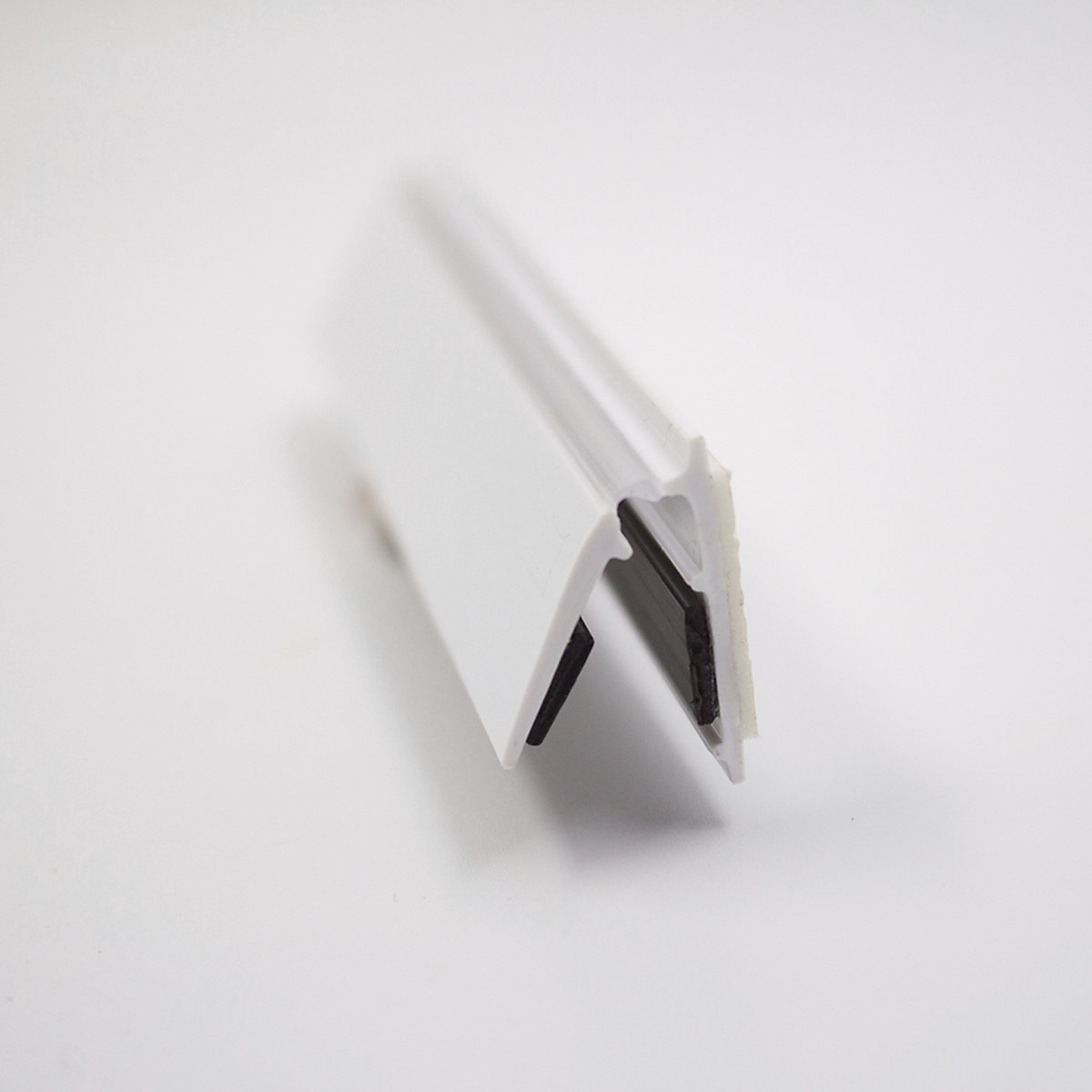 Self-Adhesive Mag-Grip Holders (Product illustration 2)-1