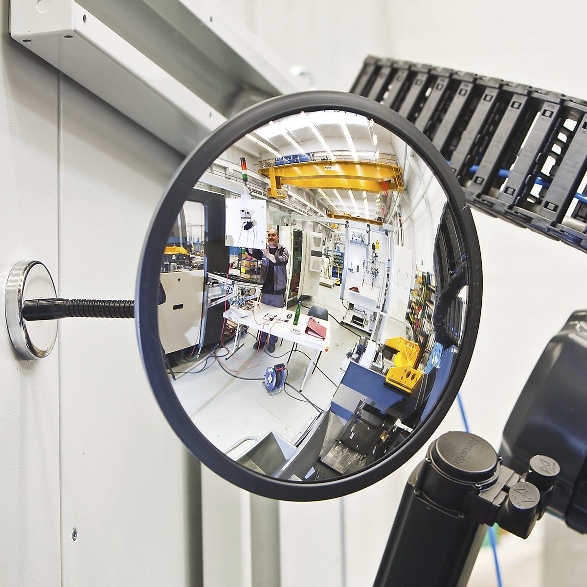 DETECTIVE Indoor Magnetic Mount Mirrors