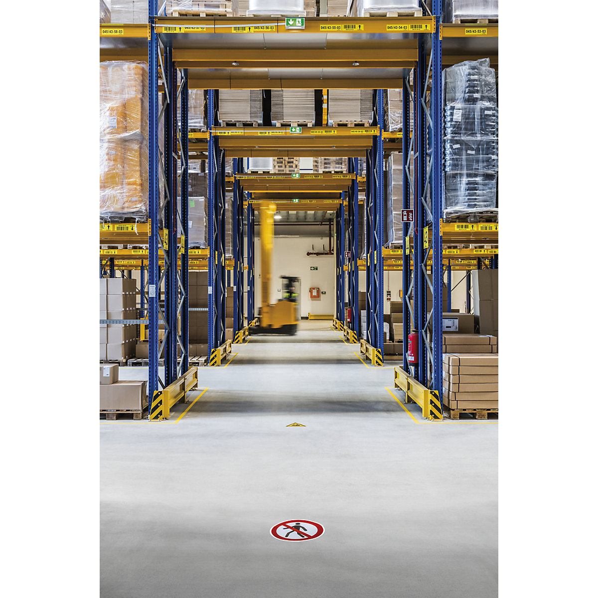 Bandă pentru marcarea podelei DURALINE® – DURABLE (Imagine produs 3)-2