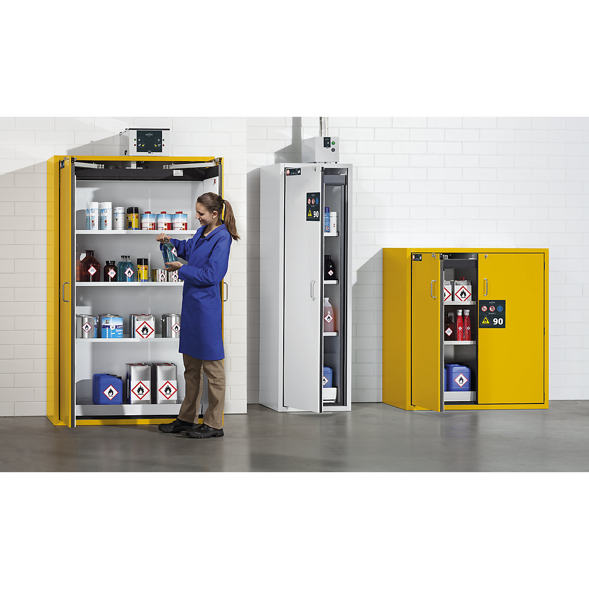 Dulap rezistent la incendiu pentru substanțe periculoase tip 90 – asecos (Imagine produs 2)-1