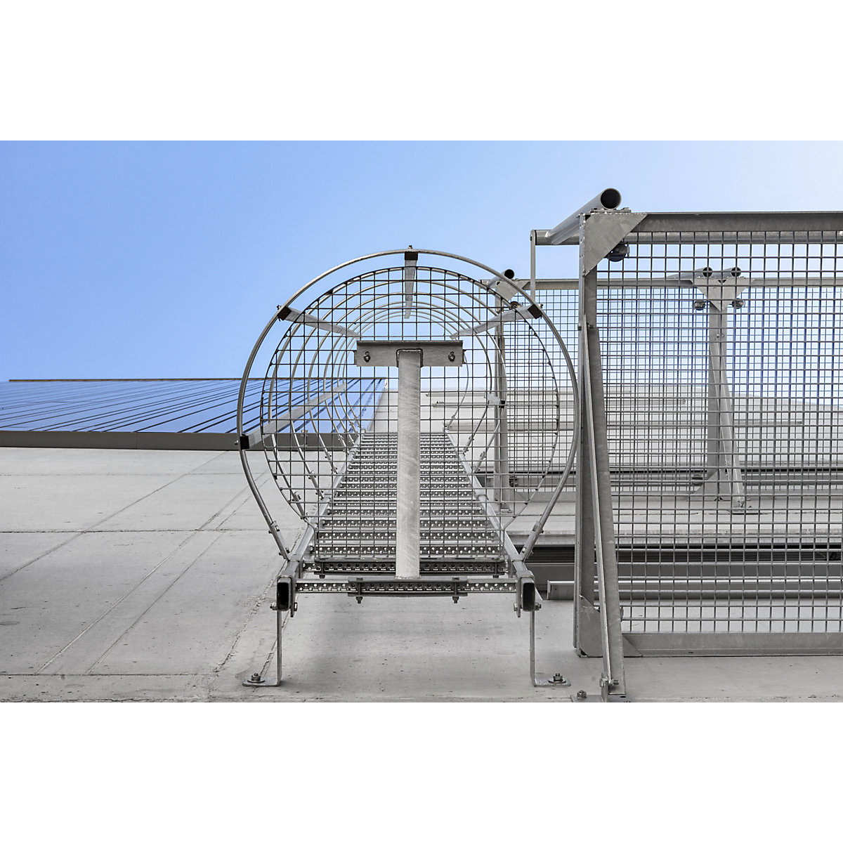 Scară de acces cu protecție pentru spate – MUNK (Imagine produs 5)-4