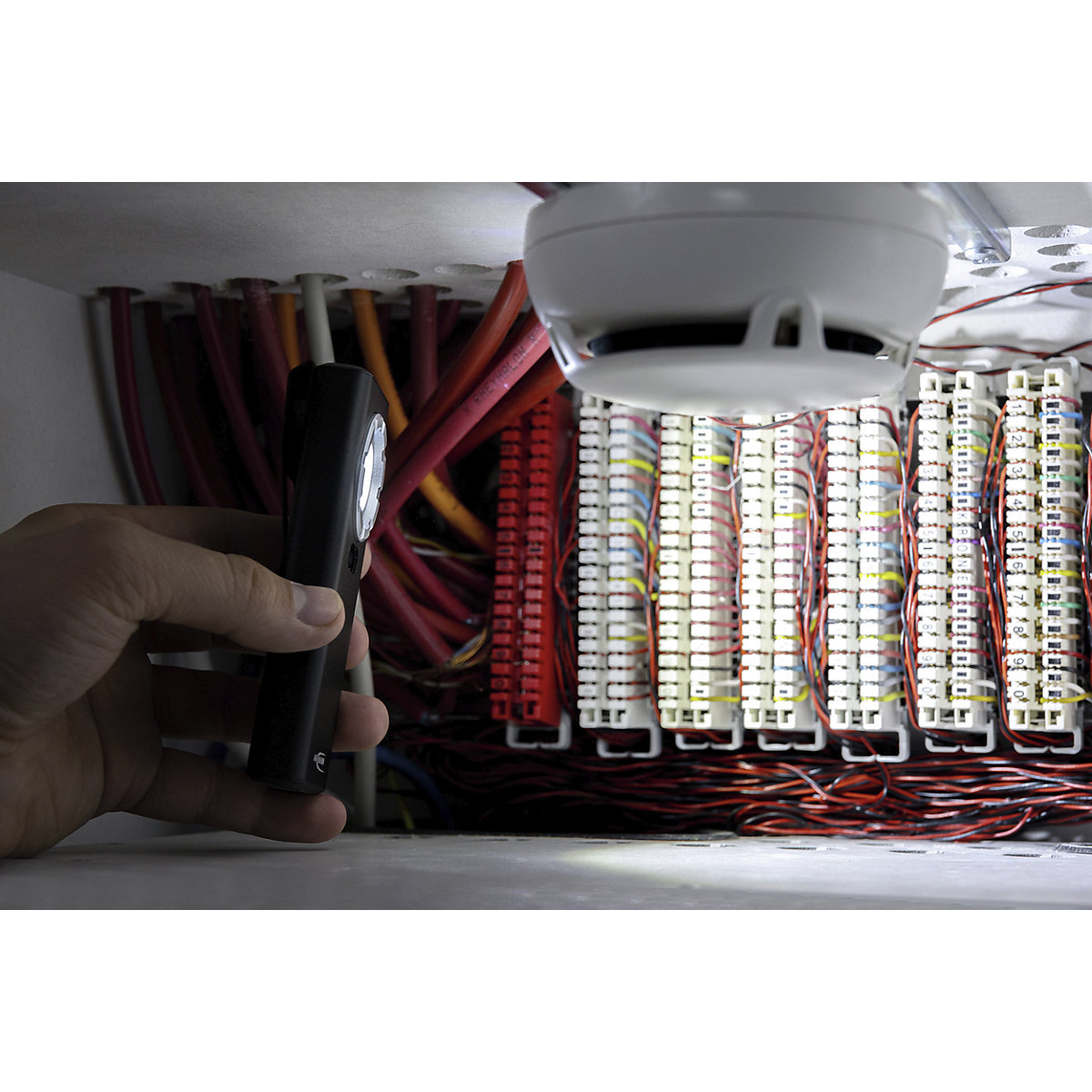 Delovna LED-svetilka WL1200R s senzorjem – Ansmann (Slika izdelka 11)-10